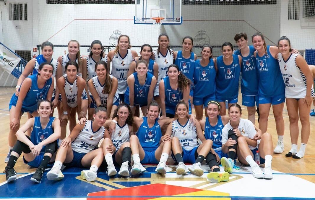 Partido amistoso antes del Torneo Internacional Tenerife 2022